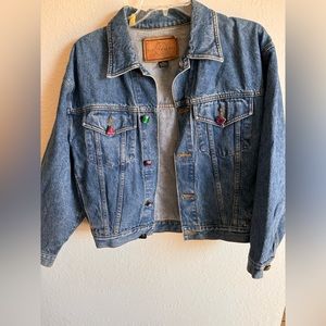 Women’s medium limited jean jacket.